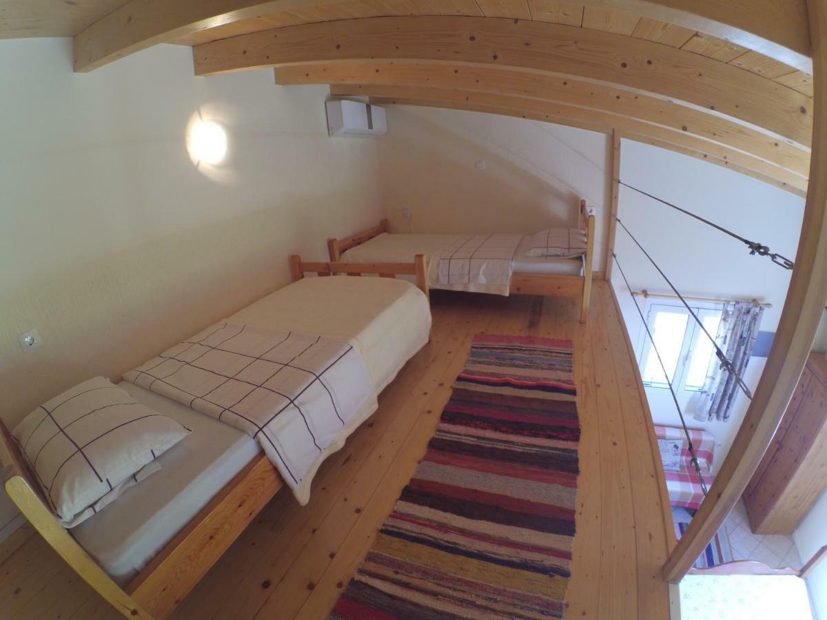 Dafnáta Kostas Walkers Point Bed & Breakfast エクステリア 写真